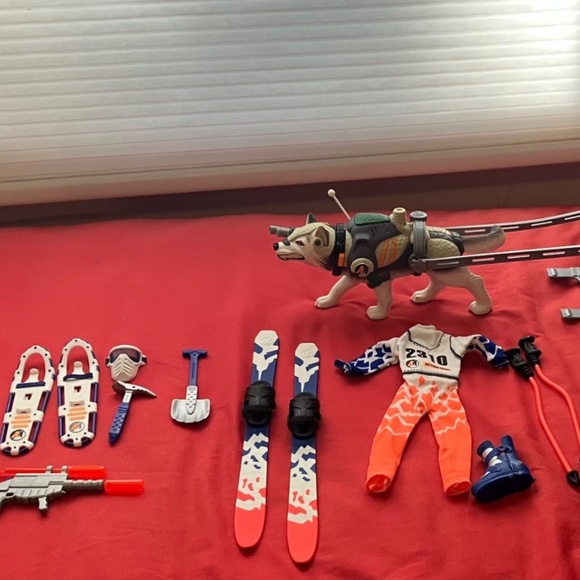 1997-99 Vintage Action Man Polar Mission with sound + Arctic Kit + Ski Extreme - Picture 2 of 8